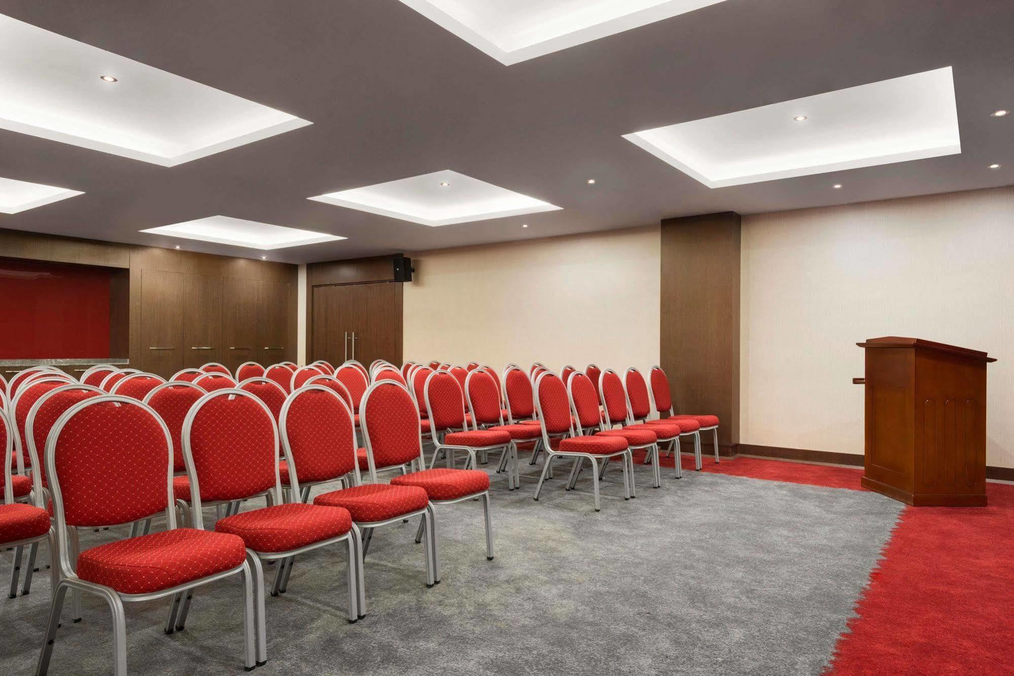 Ramada Encore Eskişehir Exteriér fotografie